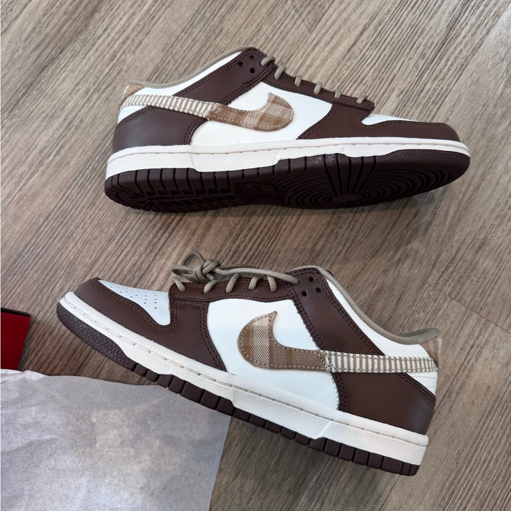 Nike Dunk Low brown sneakers